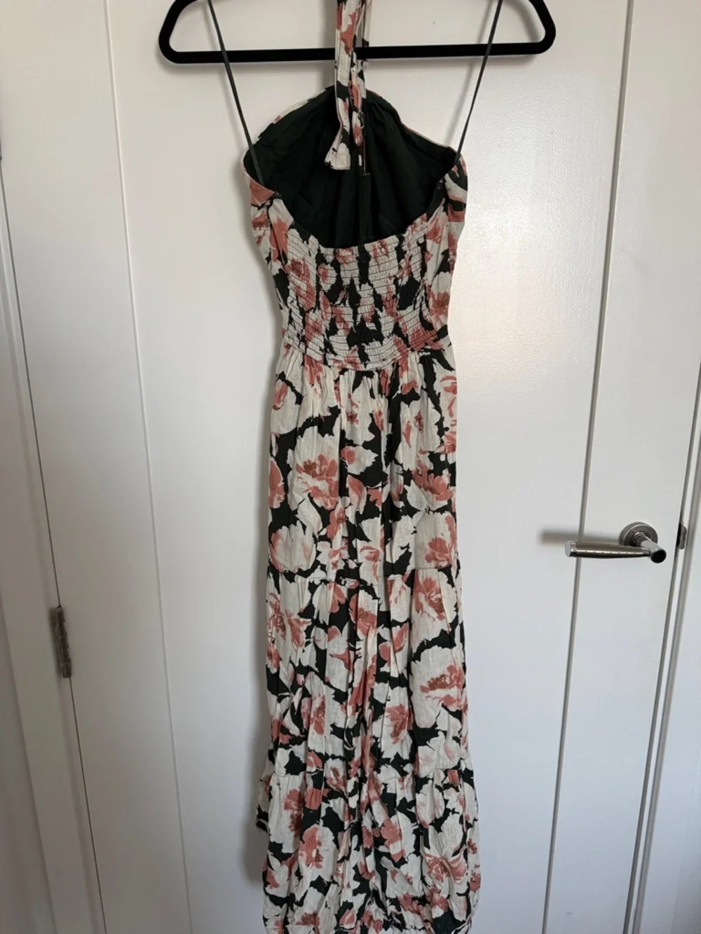 Abercrombie & Fitch flowing halter
